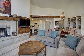 2br In The Seasons At Arrowhead-vaulted Ceilings 2 Bedroom Condo by Re