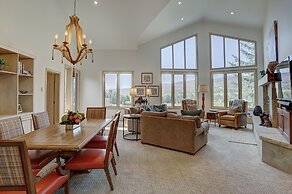 2br In The Seasons At Arrowhead-vaulted Ceilings 2 Bedroom Condo by Re