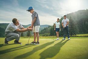 2br In The Seasons At Arrowhead-vaulted Ceilings 2 Bedroom Condo by Re