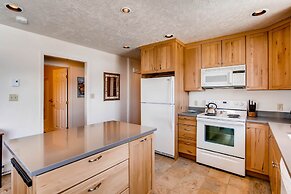 20 Hunter Hill Road, #205 - 4 Br Condo