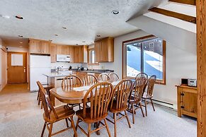 20 Hunter Hill Road, #205 - 4 Br Condo