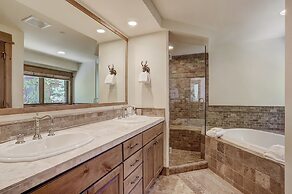 Elegant Updated 3 Bedroom Condo At One Arrowhead Place Condo by RedAwn