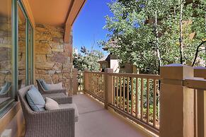 Elegant Updated 3 Bedroom Condo At One Arrowhead Place Condo by RedAwn