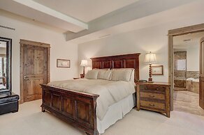 Elegant Updated 3 Bedroom Condo At One Arrowhead Place Condo by RedAwn