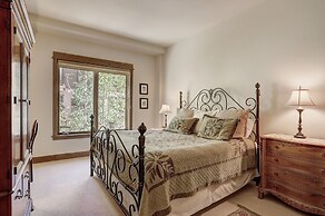 Elegant Updated 3 Bedroom Condo At One Arrowhead Place Condo by RedAwn