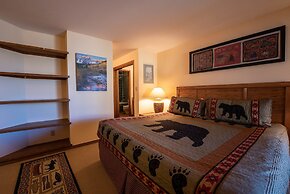 View Of Red Mountain From 2 Br  2 Bedroom Condo - No Cleaning Fee! by 