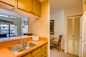 1 Br + Loft With Deck - Sleeps 6 People 1 Bedroom Condo - No Cleaning 