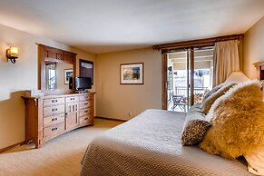 2br/2ba  With Spectacular Mountain Views 2 Bedroom Condo - No Cleaning