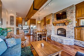 Unique & Modern 3 Br/2ba - Ski-in/ski-out 3 Bedroom Condo - No Cleanin