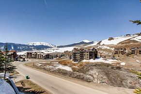 Unique & Modern 3 Br/2ba - Ski-in/ski-out 3 Bedroom Condo - No Cleanin