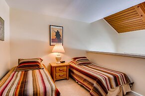 1 Br + Loft With Mountain Views 1 Bedroom Condo - No Cleaning Fee! by 