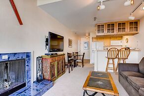 1 Br + Loft With Mountain Views 1 Bedroom Condo - No Cleaning Fee! by 