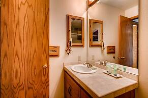 Rustic 3 Br Minium 3 Bedroom Condo - No Cleaning Fee! by RedAwning