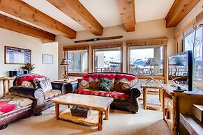 Rustic 3 Br Minium 3 Bedroom Condo - No Cleaning Fee! by RedAwning