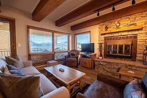 Mountain-contemporary 2 Br  2 Bedroom Condo - No Cleaning Fee! by RedA