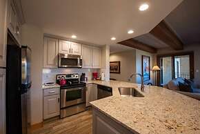 Mountain-contemporary 2 Br  2 Bedroom Condo - No Cleaning Fee! by RedA