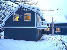 Secluded 6 Acre Property near Mountain Road