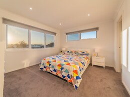 7 Boardwalk Lakeside in Cowes