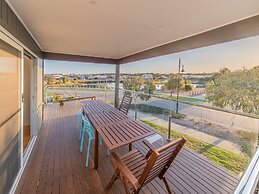 7 Boardwalk Lakeside in Cowes