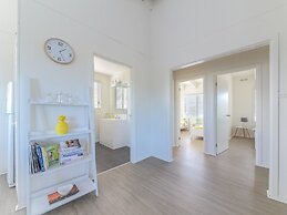 63 Marlin by Smiths Beach