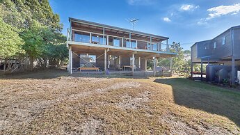 9 Boat Creek by the beach in Ventnor