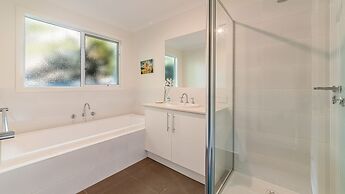 House on 37 Barramundi near Smiths