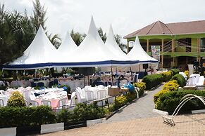 Georgina Gardens Hotel