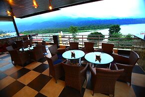 Hotel Gharonda