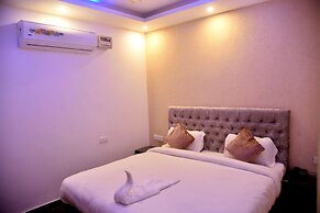 Hotel Gharonda