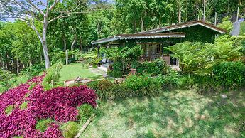 Green Cottage Chamarel