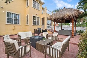 Walk to Beach Spacious Estate with Hot Tub & Game Room