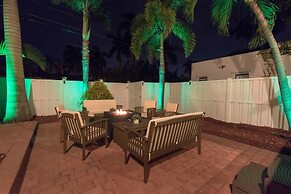 Walk to Beach Spacious Estate with Hot Tub & Game Room