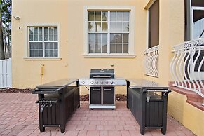 Walk to Beach Spacious Estate with Hot Tub & Game Room