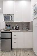 Beach Inn by DesignedVR