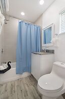 Beach Inn by DesignedVR