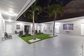 Beach Inn by DesignedVR