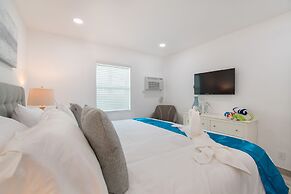 Beach Inn by DesignedVR