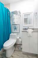 Beach Inn by DesignedVR