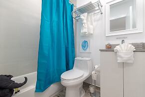 Beach Inn by DesignedVR