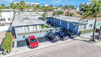 Beach Inn by DesignedVR