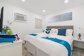 Beach Inn by DesignedVR