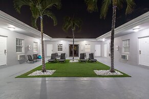 Beach Inn by DesignedVR