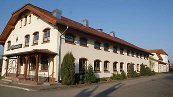Hotel Robinienhof