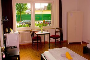 A&S Ferienwohnungen Roonstraße 7