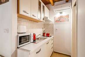 Melek Accommodations