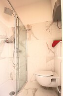 Melek Accommodations