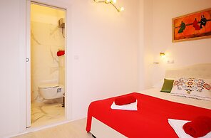 Melek Accommodations