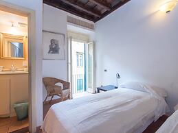 RSH Trevi Fountain Apartment 2