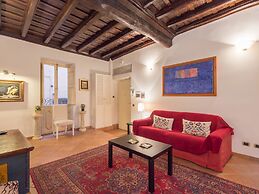 RSH Trevi Fountain Apartment 2