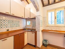 RSH Trevi Fountain Apartment 2